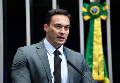 Styvenson detona e afirma que é perseguido: “vão ter que me engolir”