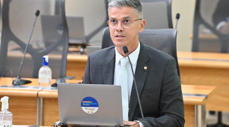 Coronel Azevedo faz apelo a deputados federais potiguares em defesa da anistia aos presos políticos