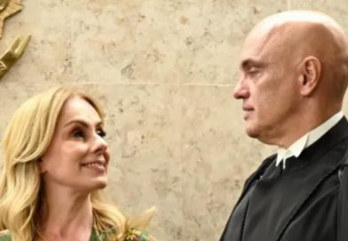 EUA retiram Alexandre de Moraes e esposa da lista de sanções Magnitsky EUA retiram Alexandre de Moraes e esposa da lista de sanções Magnitsky