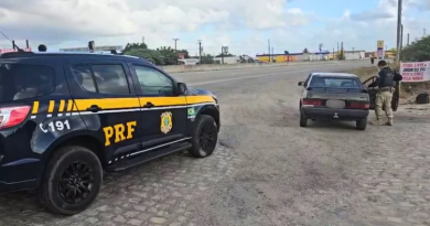 PRF recupera veículo furtado e prende três homens em São José de Mipibu