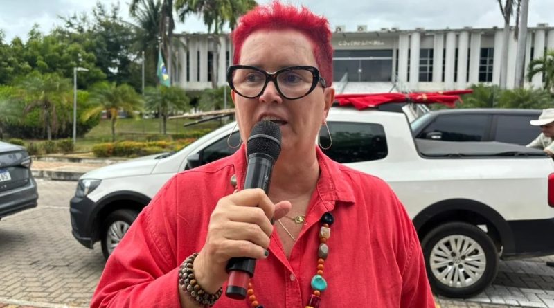 Sindicatos voltam à Governadoria e cobram reunião após atraso no 13º de aposentados e pensionistas Sindicatos voltam à Governadoria e cobram reunião após atraso no 13º de aposentados e pensionistas