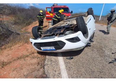 Jovem de 25 anos morre após capotamento na Costa Branca do RN
