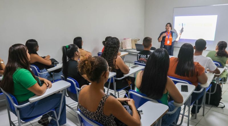 Prefeitura inicia curso gratuito de Assistente Administrativo em parceria com o Senac Prefeitura inicia curso gratuito de Assistente Administrativo em parceria com o Senac