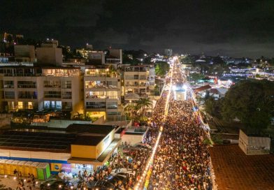 Carnaval de Parnamirim: quase 100 mil pessoas lotam a avenida ao som de Banda Grafith e Márcia Felipe Carnaval de Parnamirim: quase 100 mil pessoas lotam a avenida ao som de Banda Grafith e Márcia Felipe
