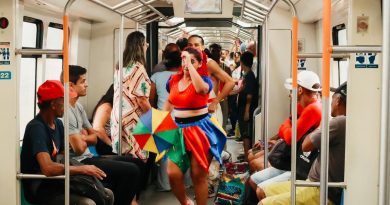 Parnamirim anima passageiros do VLT com programação carnavalesca do Trem da Alegria Parnamirim anima passageiros do VLT com programação carnavalesca do Trem da Alegria