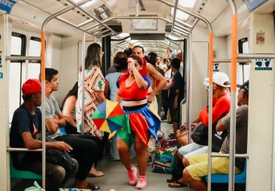 Parnamirim anima passageiros do VLT com programação carnavalesca do Trem da Alegria Parnamirim anima passageiros do VLT com programação carnavalesca do Trem da Alegria