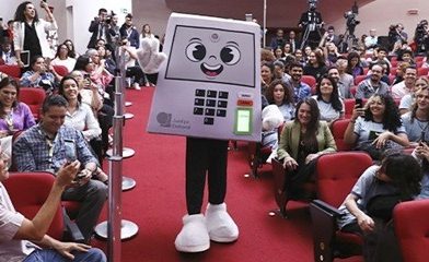 TSE lança mascote “Pilili” em comemoração aos 30 anos da urna eletrônica no Brasil