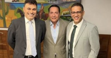 Governo atende requerimento de Ezequiel e manda viaturas semi blindadas para Parnamirim