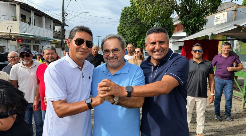 Álvaro Dias e Babá Pereira recebem apoio do prefeito de Tibau do Sul e mais 8 vereadores