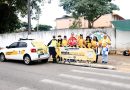 Campanha Maio Amarelo: Blitz educativa conscientiza condutores e pedestres em Rosa dos Ventos Campanha Maio Amarelo: Blitz educativa conscientiza condutores e pedestres em Rosa dos Ventos