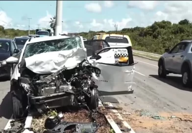 Laudo aponta álcool e cocaína no sangue de motorista que invadiu contramão na Rota do Sol Laudo aponta álcool e cocaína no sangue de motorista que invadiu contramão na Rota do Sol