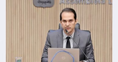 DEPUTADO KLEBER RODRIGUES APRESENTA PROJETO DE LEI PARA AMPLIAR DIREITOS DE CUIDADORES E PESSOAS COM TEA DEPUTADO KLEBER RODRIGUES APRESENTA PROJETO DE LEI PARA AMPLIAR DIREITOS DE CUIDADORES E PESSOAS COM TEA