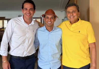Carlos Eduardo declara apoio a Allyson e confirma que será candidato à ALRN