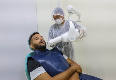 Gestão da prefeita Nilda fortalece a saúde bucal com entrega de dois novos aparelhos de raio-X no CEO