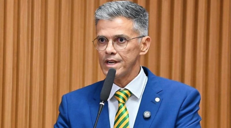 Deputado Coronel Azevedo entre os mais citados em duas pesquisas de estadual