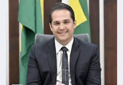 A ASCENSÃO DE KLEBER RODRIGUES NO PALANQUE DE ALLYSON BEZERRA