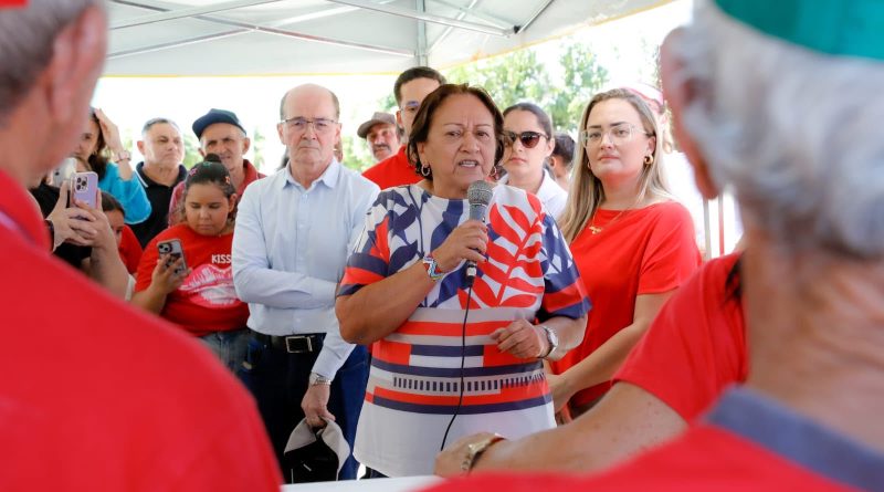 “A estrada é o caminho da vida”: trabalhador com 40 anos de obras acompanha transformação da RN-117 no Alto Oeste