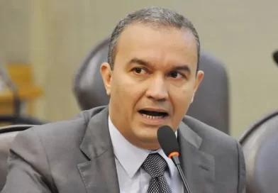 KELPS RETIRA CANDIDATURA A DEPUTADO FEDERAL