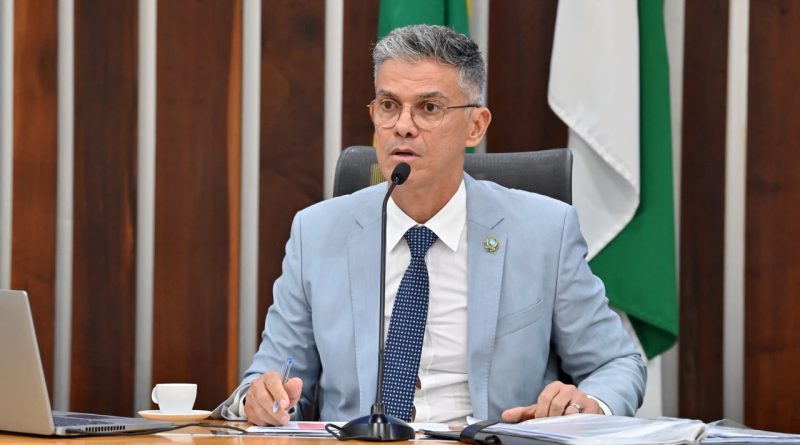 “Sociedade precisa saber que bandidos poderão votar, enquanto policiais do RN relatam dificuldades de participar da eleição”, diz o Deputado Coronel Azevedo