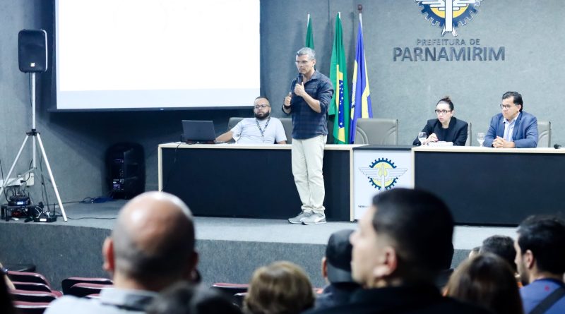 Gestão Nilda conduz requalificação do Centro com diálogo e participação em cada etapa Gestão Nilda conduz requalificação do Centro com diálogo e participação em cada etapa
