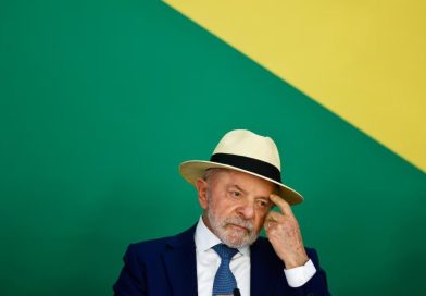 Governo Lula acusa EUA de interferência eleitoral e repudia cancelamento de visto de embaixadora Governo Lula acusa EUA de interferência eleitoral e repudia cancelamento de visto de embaixadora