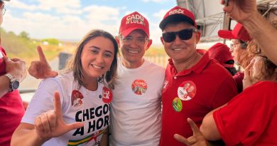 Samanda amplia apoios em Severiano Melo com ex-prefeito Dr. Dagoberto Bessa e vereador Veste Farias Samanda amplia apoios em Severiano Melo com ex-prefeito Dr. Dagoberto Bessa e vereador Veste Farias