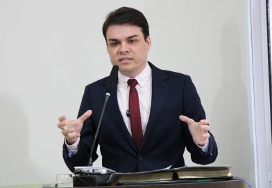 DR. CÉSAR MAIA DESTINA R$ 400 MIL E PROPÕE CAPACITAÇÃO OBRIGATÓRIA PARA PROFISSIONAIS DA URGÊNCIA EM PARNAMIRIM DR. CÉSAR MAIA DESTINA R$ 400 MIL E PROPÕE CAPACITAÇÃO OBRIGATÓRIA PARA PROFISSIONAIS DA URGÊNCIA EM PARNAMIRIM