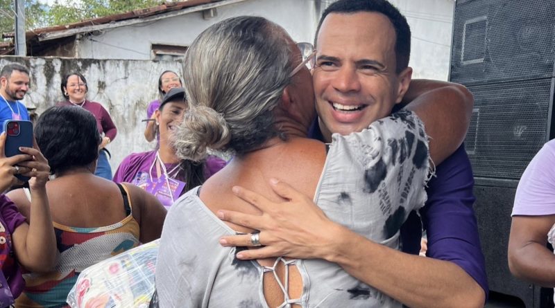 Onda Roxa de Amor chega a Bela Parnamirim e leva adoração, misericórdia e serviço às ruas.