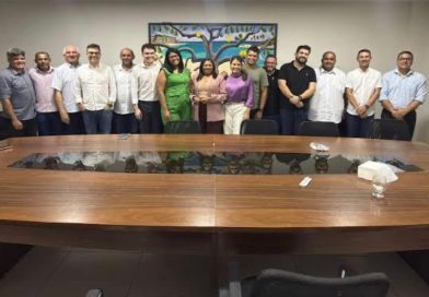 NILDA APOIA REELEIÇÃO DE CÉSAR MAIA À PRESIDÊNCIA DA CÂMARA DE PARNAMIRIM NILDA APOIA REELEIÇÃO DE CÉSAR MAIA À PRESIDÊNCIA DA CÂMARA DE PARNAMIRIM