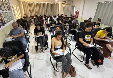 Primeiro Simulado do Projeto Se Liga Enem reúne estudantes em Parnamirim Primeiro Simulado do Projeto Se Liga Enem reúne estudantes em Parnamirim