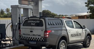 Governo Fátima atrasa pagamentos e postos suspendem abastecimento de viaturas no Alto Oeste Governo Fátima atrasa pagamentos e postos suspendem abastecimento de viaturas no Alto Oeste