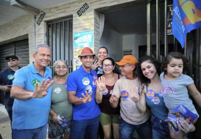 Na porta de casa, nas esquinas e nas varandas, Zona Oeste recebe Allyson em grande arrastão Na porta de casa, nas esquinas e nas varandas, Zona Oeste recebe Allyson em grande arrastão