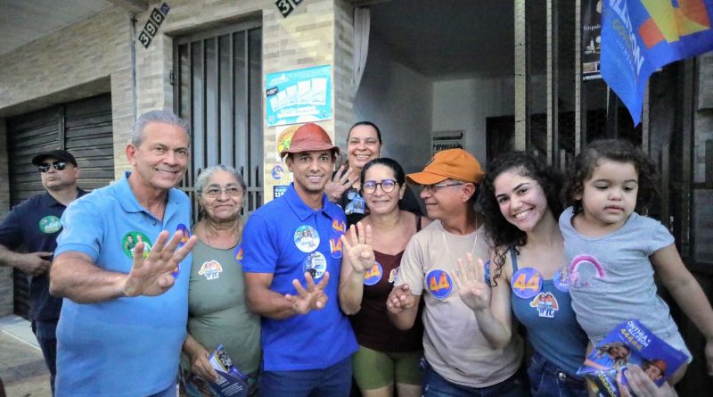 Na porta de casa, nas esquinas e nas varandas, Zona Oeste recebe Allyson em grande arrastão Na porta de casa, nas esquinas e nas varandas, Zona Oeste recebe Allyson em grande arrastão